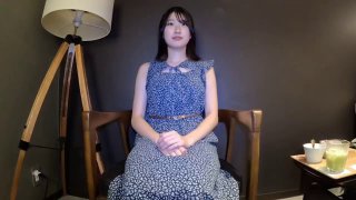 女神极品首秀！【榨汁姬】这么漂亮的女神终于下海了，纯天然脸蛋，没想到小穴也美，一线天又肥又粉，硬了